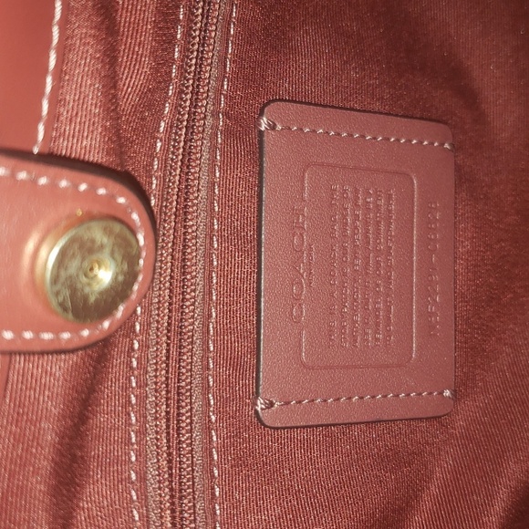 COACH Kristy Pebbled Leather Red 🍎 - Picture 10 of 15